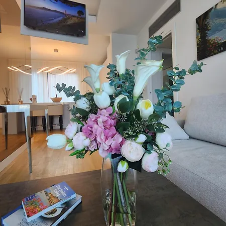 Olmo Luxury - By Myhomeincomo קומו