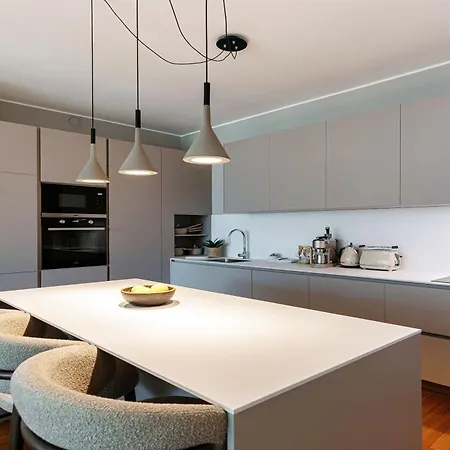 דירה Olmo Luxury - By Myhomeincomo