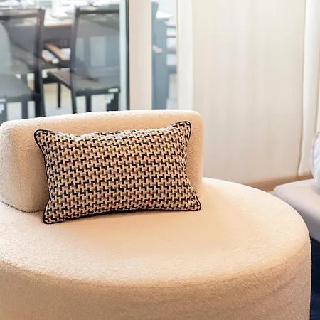 דירה Olmo Luxury - By Myhomeincomo