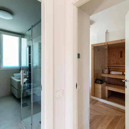 Апартаменты Olmo Luxury - By Myhomeincomo Комо